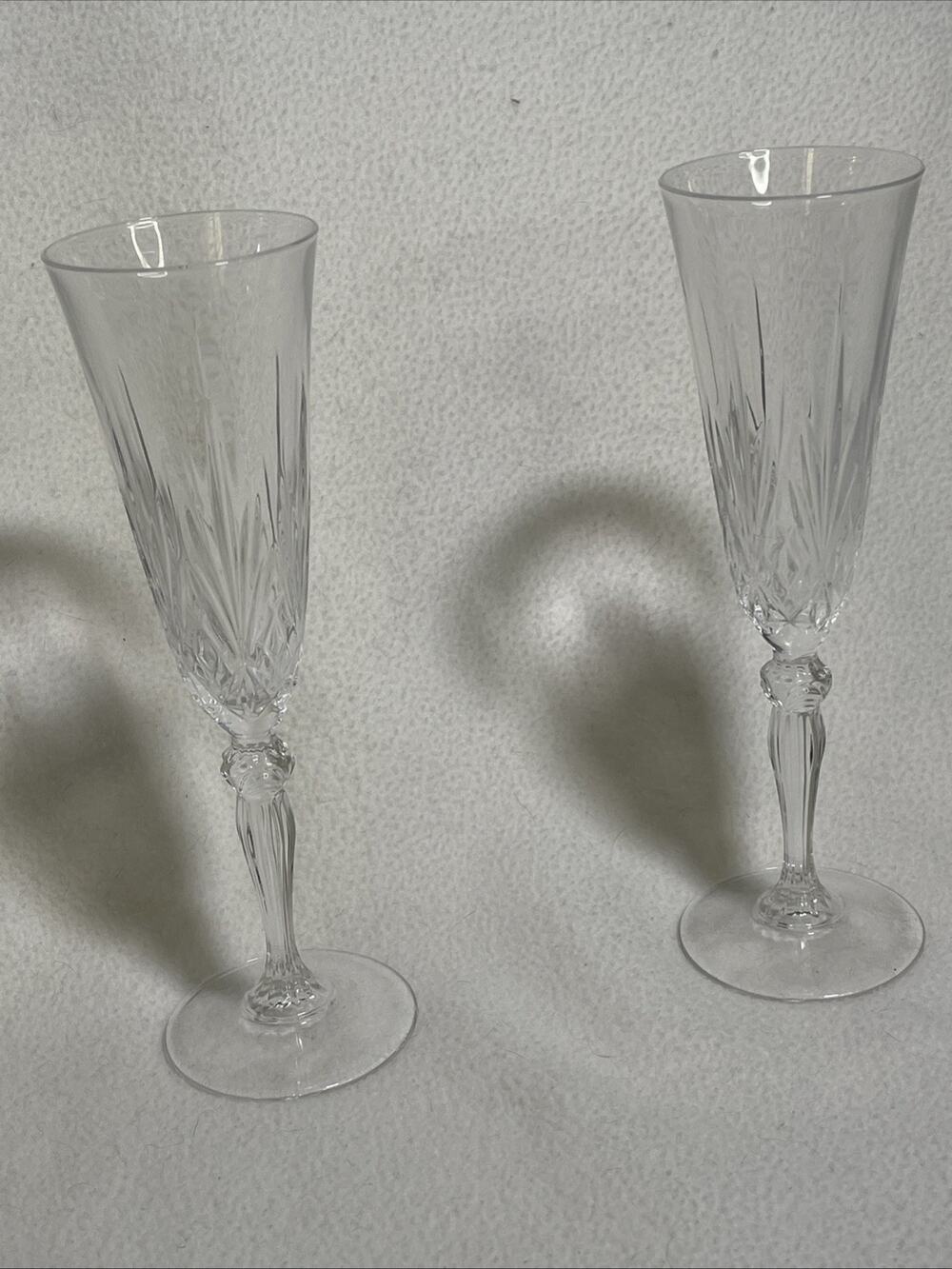RCR Royal Crystal Rock Overture Fluted Champagne Stem 8-3/8" Italy